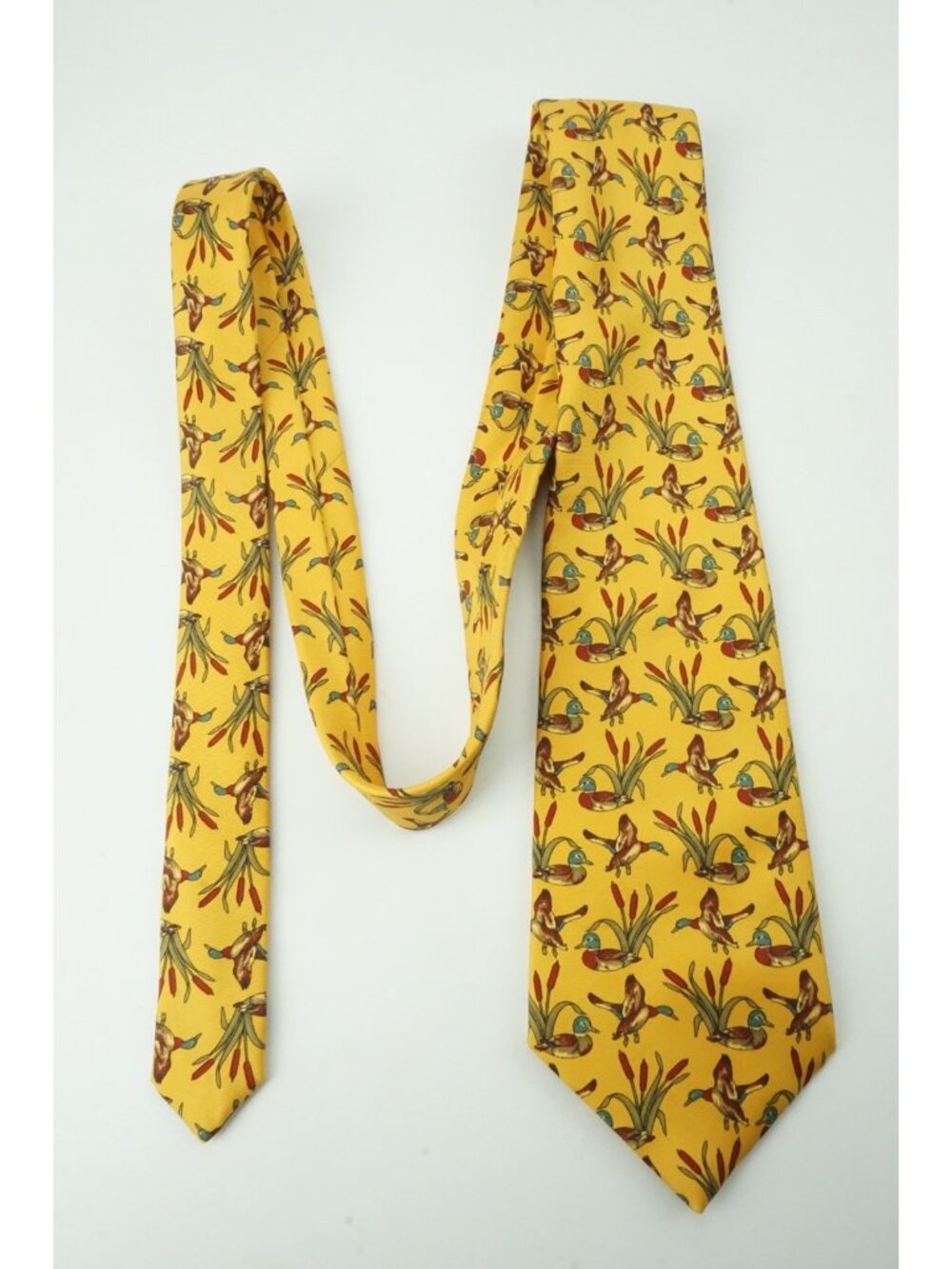 New & Lingwood Butter Yellow Mallard Duck 100% Silk Tie - Picture 3 of 8
